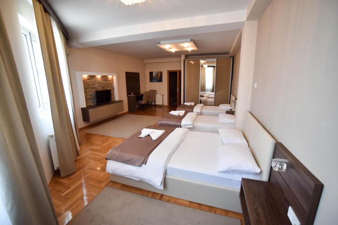 Garni Uni Elita Lux Hotel Ni Exteriör bild